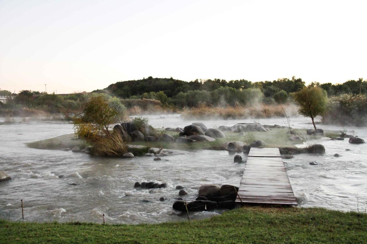 Ikaia River Lodge Keimoes Exteriör bild